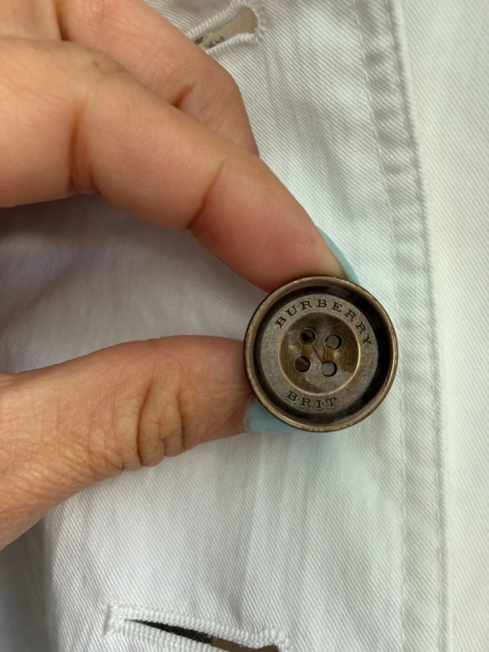 Burberry White Coat with Bronze Logo Button - Picture 3 of 5